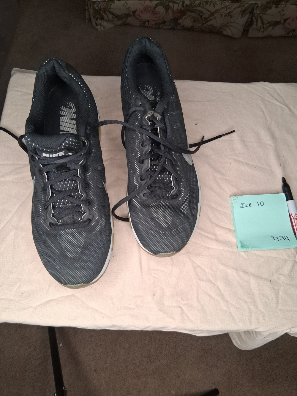 Nike Gray Mesh Running Sneakers